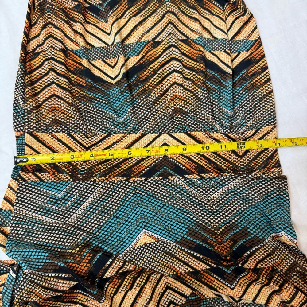 Veronica M Chevron Patterned Maxi Dress Size Medium - Picture 8 of 10